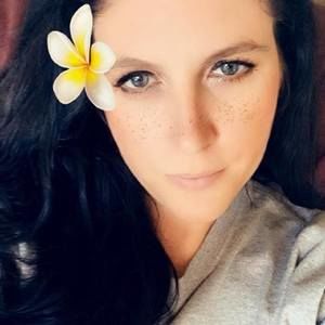 Meet your Posher, Jeanne